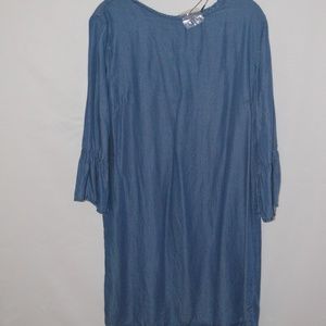 Denim dress never worn